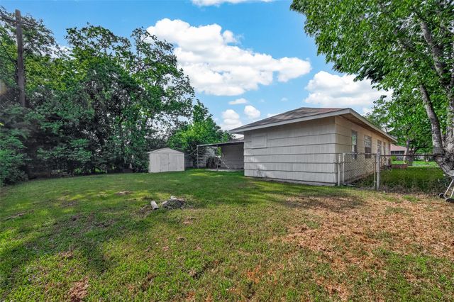 5810 Flamingo Drive, Houston, TX 77033