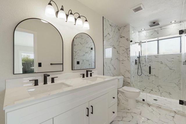 881 Spur Way, Galt, CA 95632