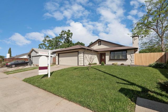 881 Spur Way, Galt, CA 95632