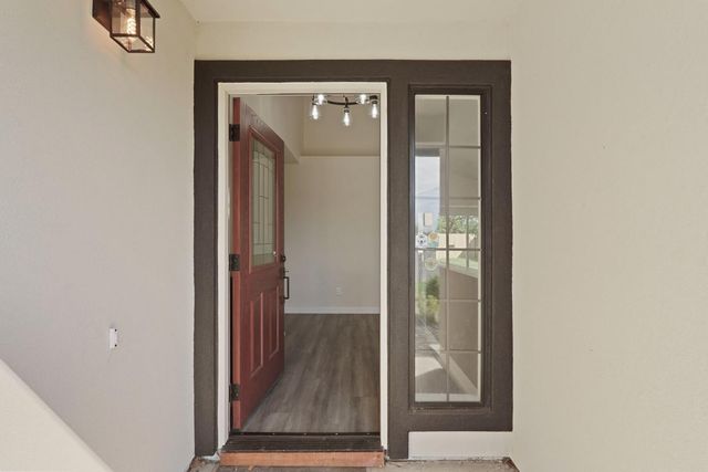 881 Spur Way, Galt, CA 95632