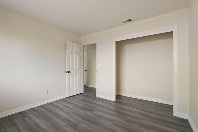 881 Spur Way, Galt, CA 95632