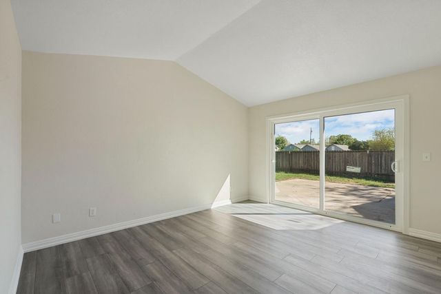 881 Spur Way, Galt, CA 95632