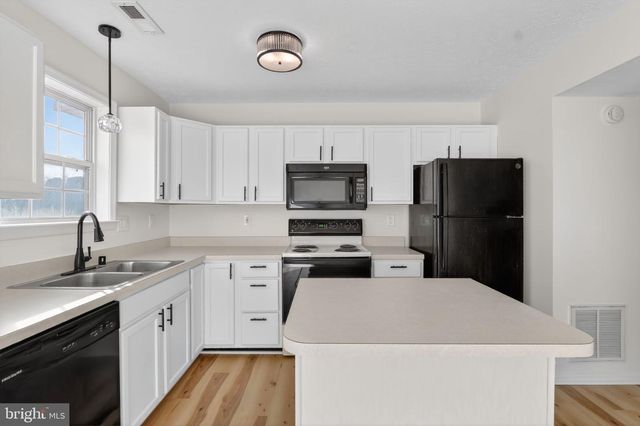 4540 LEIGHANN LN, Fredericksburg, VA 22408