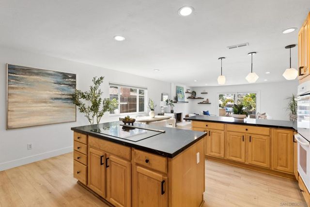 2812 Arcola Ave., San Diego, CA 92117