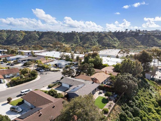 2812 Arcola Ave., San Diego, CA 92117