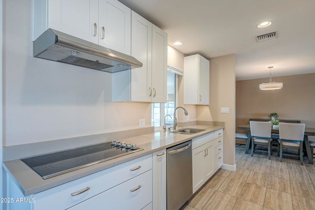 6332 E BILLINGS Street, Mesa, AZ 85205