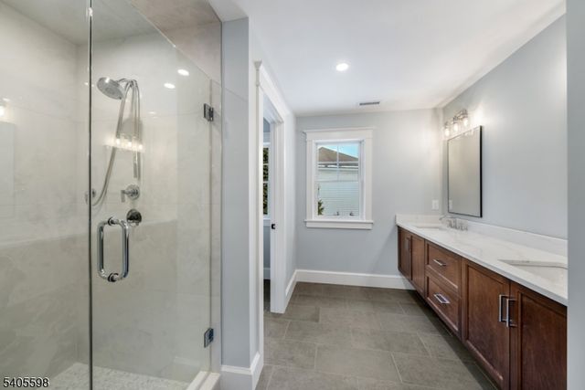 28 North St, Ramsey Boro, NJ 07446