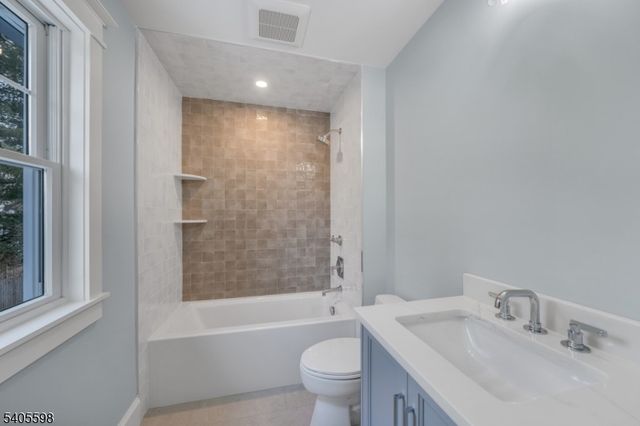 28 North St, Ramsey Boro, NJ 07446