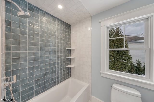 28 North St, Ramsey Boro, NJ 07446