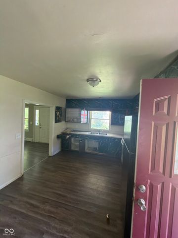 3001 N Richardt Avenue, Indianapolis, IN 46226