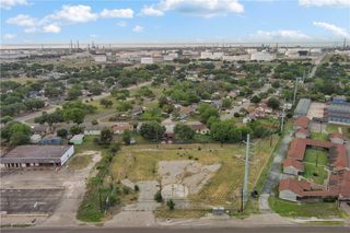 4300 Leopard St, Corpus Christi, TX 78408