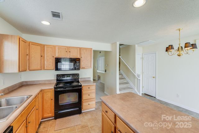 17125 Greenlawn Hills Court, Charlotte, NC 28213