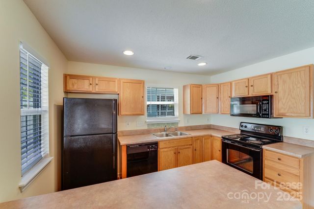 17125 Greenlawn Hills Court, Charlotte, NC 28213