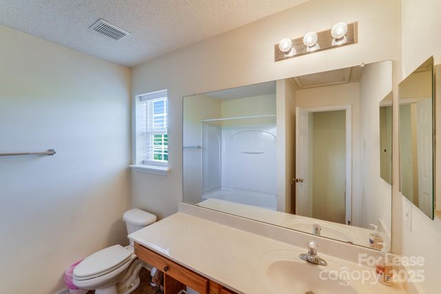 17125 Greenlawn Hills Court, Charlotte, NC 28213