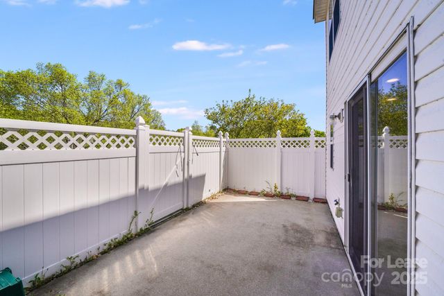 17125 Greenlawn Hills Court, Charlotte, NC 28213