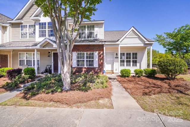 17125 Greenlawn Hills Court, Charlotte, NC 28213