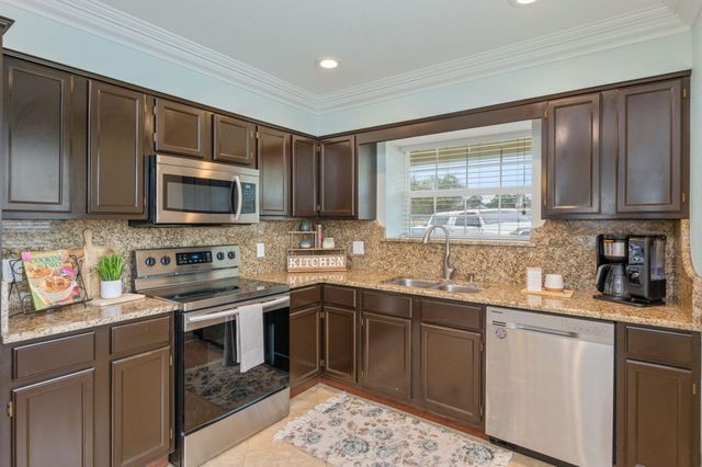 1915 Heartland Drive, Fort Walton Beach, FL 32547