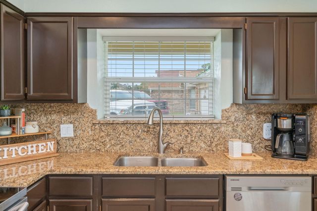 1915 Heartland Drive, Fort Walton Beach, FL 32547