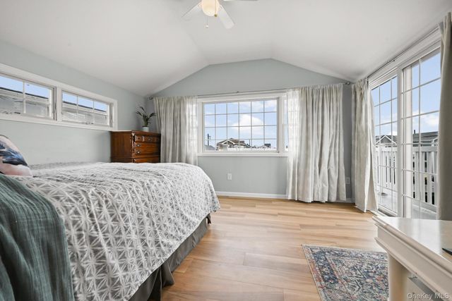 40 W 13th Road, Broad Channel, NY 11693
