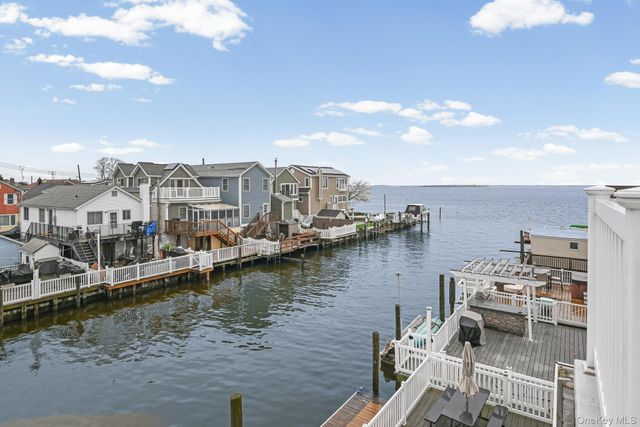 40 W 13th Road, Broad Channel, NY 11693