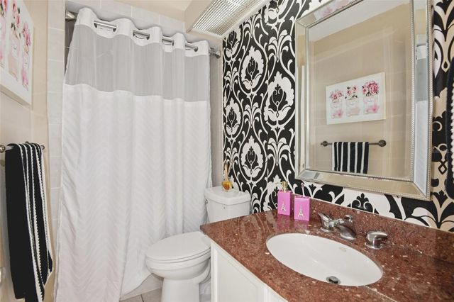 14019 NOTREVILLE WAY, Tampa, FL 33624