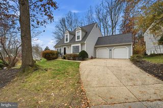 9236 NORTHEDGE DR, Springfield, VA 22153