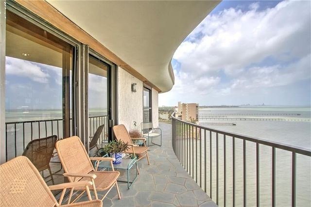 4500 Ocean Dr 9A, Corpus Christi, TX 78412