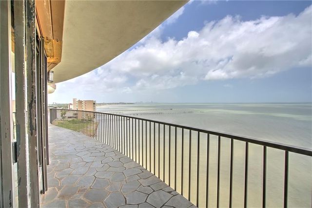 4500 Ocean Dr 9A, Corpus Christi, TX 78412