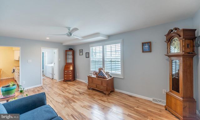 45 IROQUOIS DR, Royersford, PA 19468