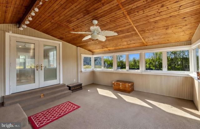 45 IROQUOIS DR, Royersford, PA 19468