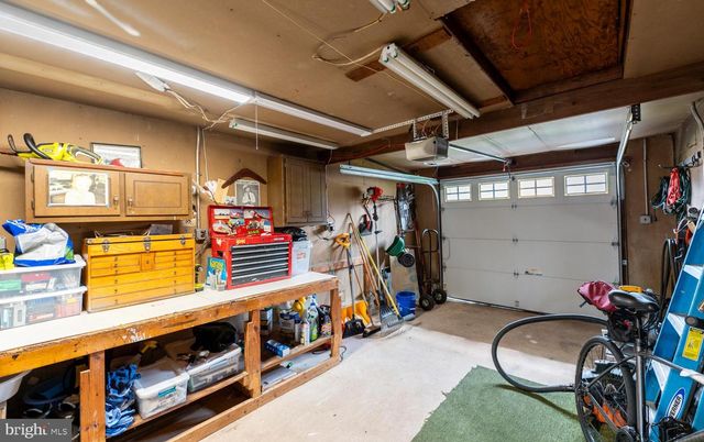 45 IROQUOIS DR, Royersford, PA 19468