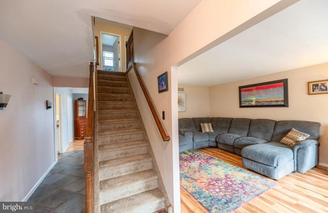 45 IROQUOIS DR, Royersford, PA 19468