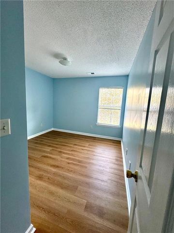 3871 Pleasant Oaks Drive, Lawrenceville, GA 30044