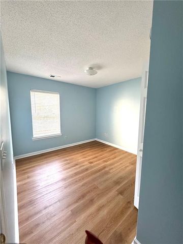 3871 Pleasant Oaks Drive, Lawrenceville, GA 30044