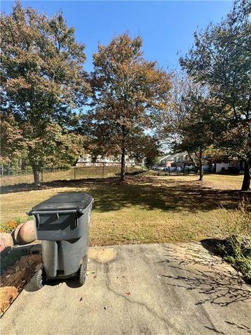 3871 Pleasant Oaks Drive, Lawrenceville, GA 30044