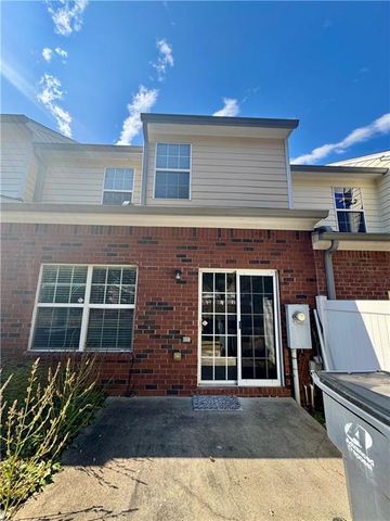 3871 Pleasant Oaks Drive, Lawrenceville, GA 30044