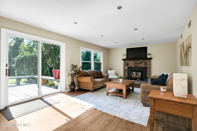 9 New Monmouth Road, Middletown, NJ 07748