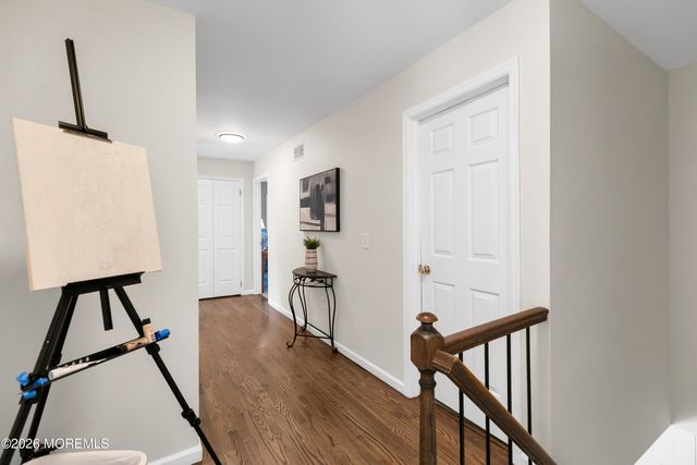 9 New Monmouth Road, Middletown, NJ 07748