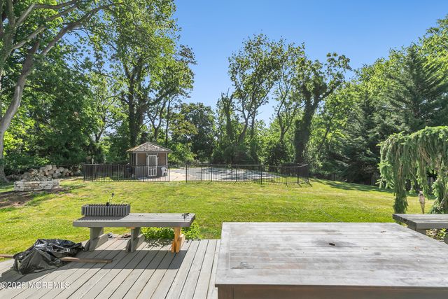9 New Monmouth Road, Middletown, NJ 07748