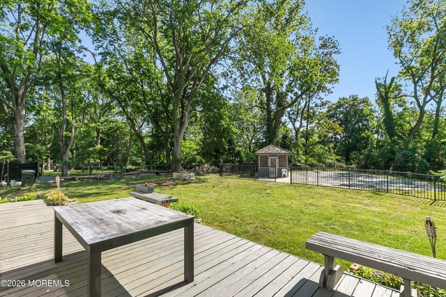 9 New Monmouth Road, Middletown, NJ 07748