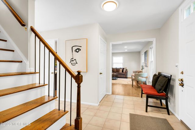 9 New Monmouth Road, Middletown, NJ 07748
