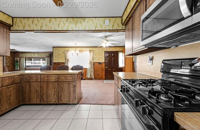 12435 Agnes Street, Southgate, MI 48195