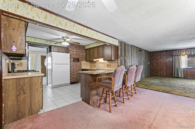 12435 Agnes Street, Southgate, MI 48195