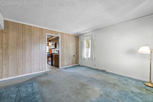 12435 Agnes Street, Southgate, MI 48195