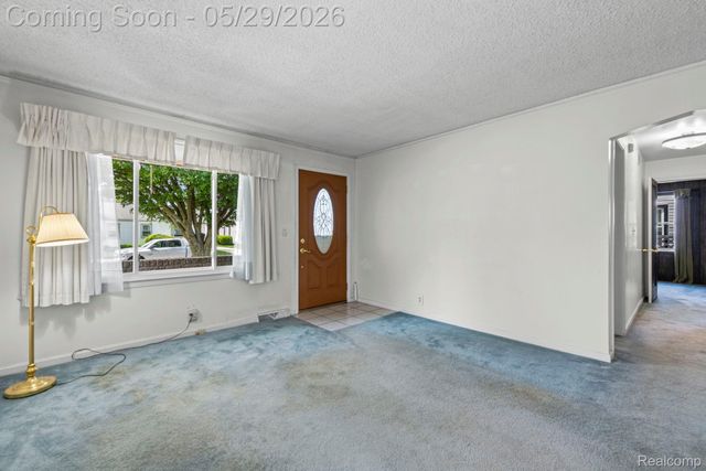 12435 Agnes Street, Southgate, MI 48195