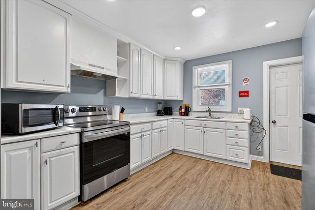 2926 E FAYETTE ST, Baltimore, MD 21224
