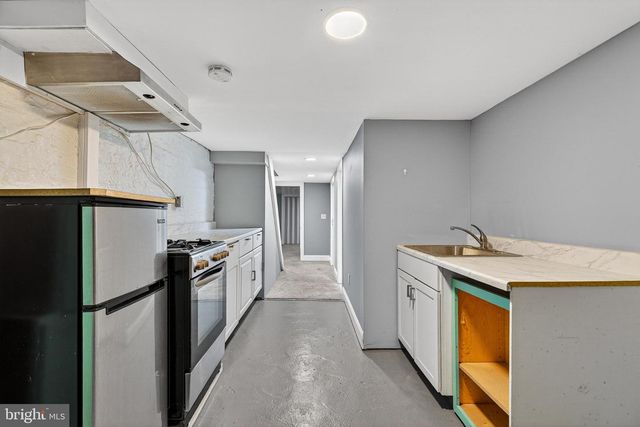 2926 E FAYETTE ST, Baltimore, MD 21224