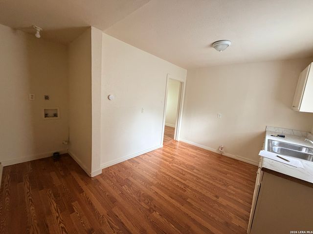 1522 Gibbs, San Antonio, TX 78202
