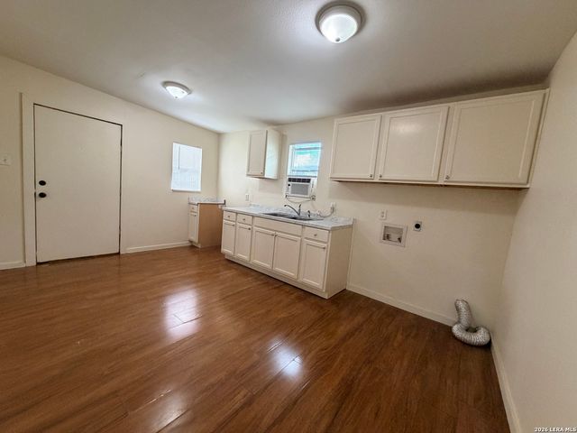 1522 Gibbs, San Antonio, TX 78202
