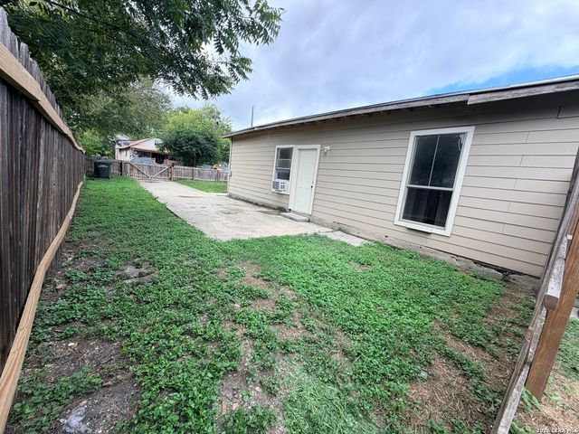 1522 Gibbs, San Antonio, TX 78202